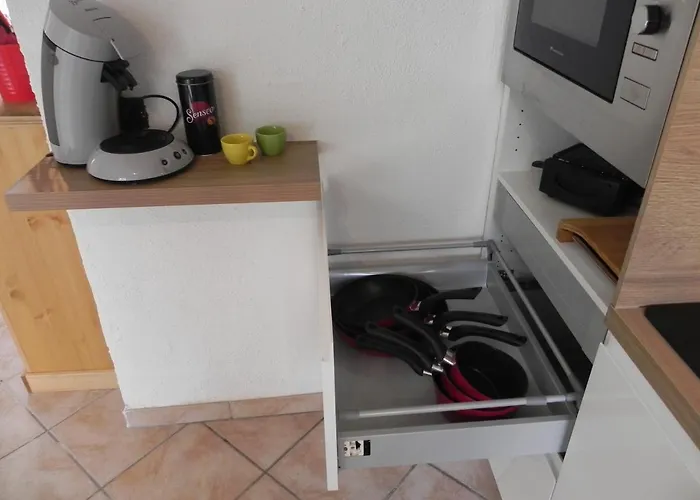 Neflier Domaine Cap De Coste Апартаменты Saint-Frajou