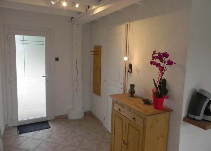 Апартаменты Neflier Domaine Cap De Coste